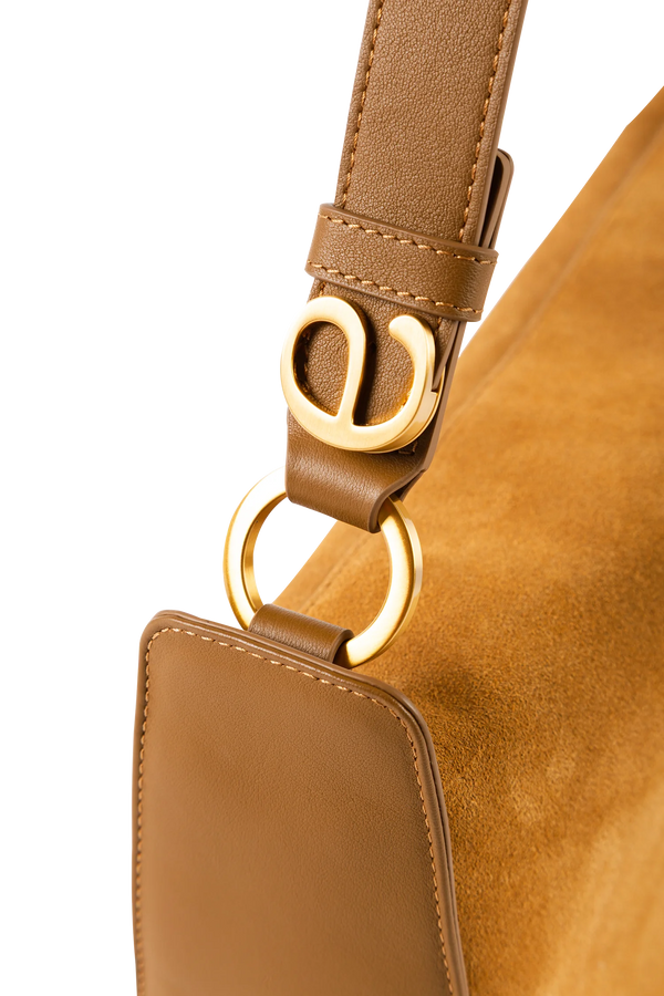 10 AM MAXI Shoulder Bag Caramel Esthera US