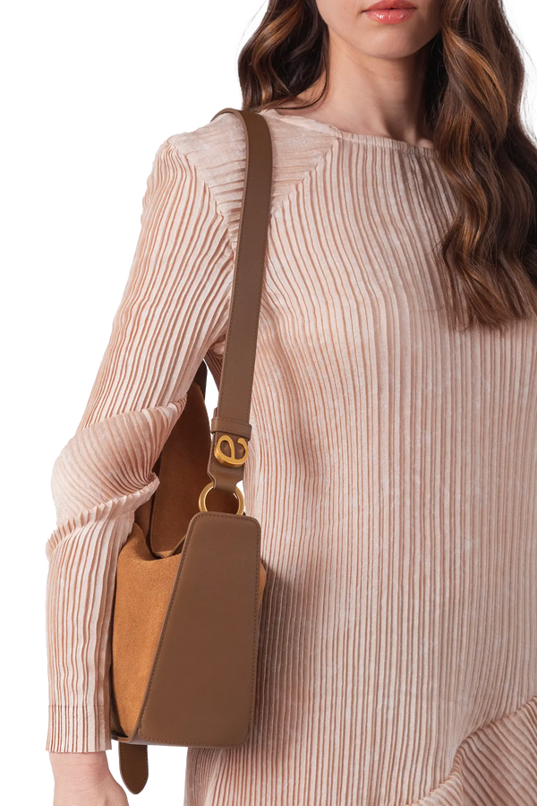 10 AM MAXI Shoulder Bag Caramel Esthera US